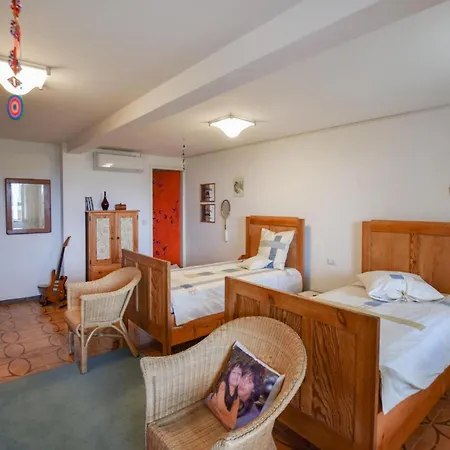 5 Bedroom Awesome Home In Lamporecchio