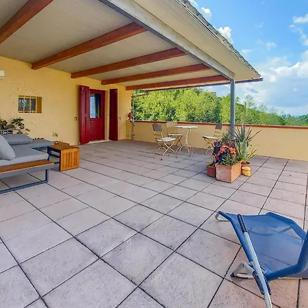 Lovely In With Wifi Holiday home *
